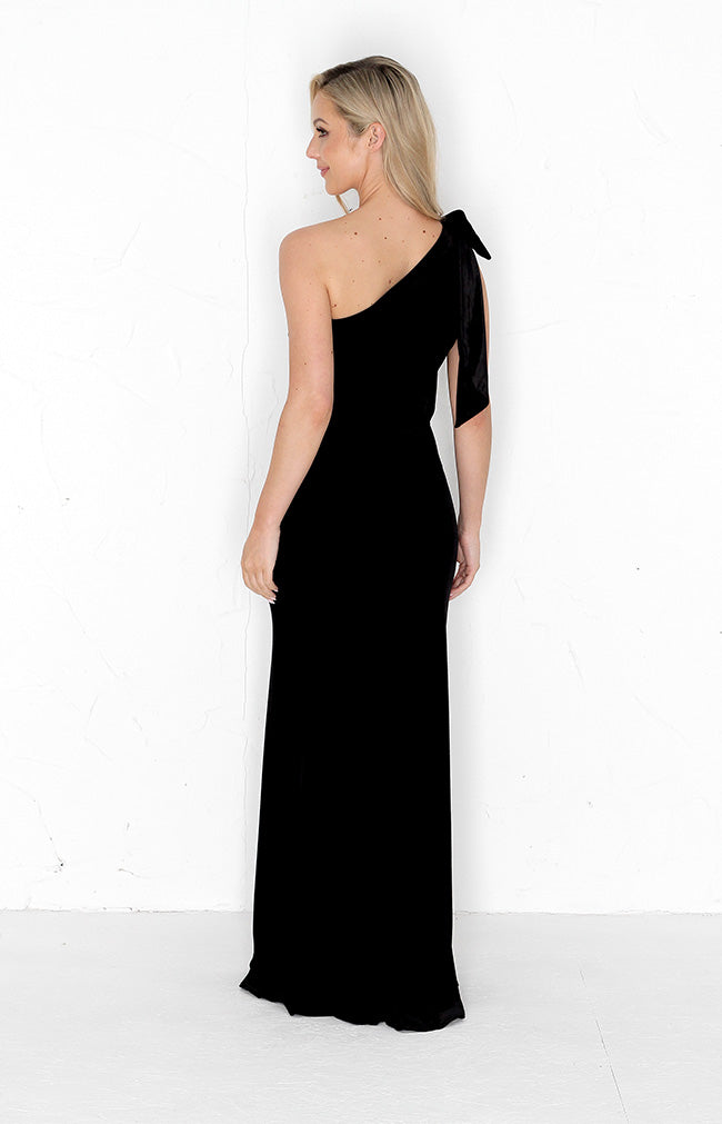Fleur Velvet Gown - Black