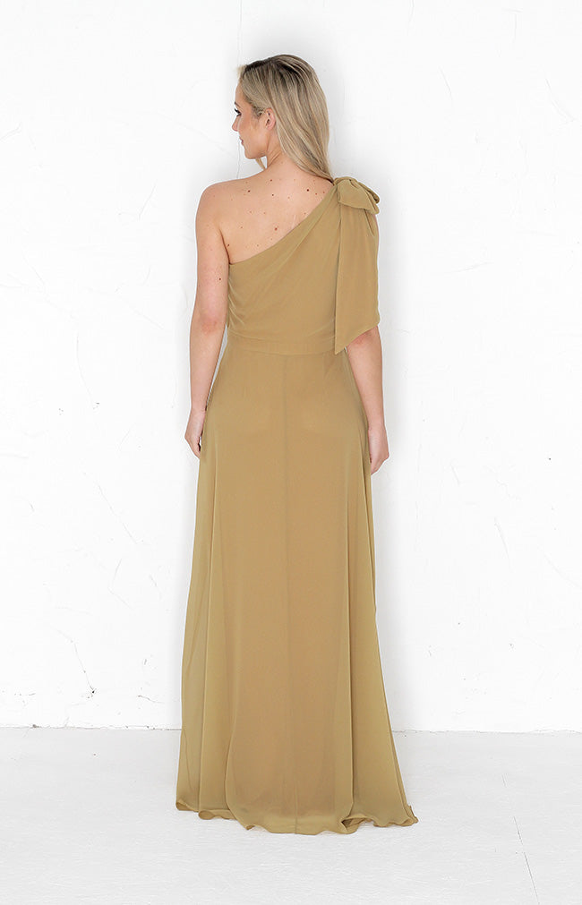Fleur Chiffon Gown Detachable Bow - Desert Sand